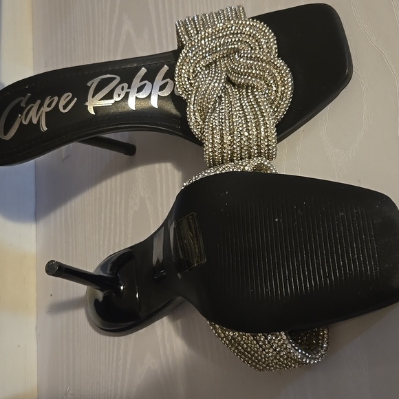 Cape Robbin Black Heels with Silver Embellishments - Picture 2 of 5